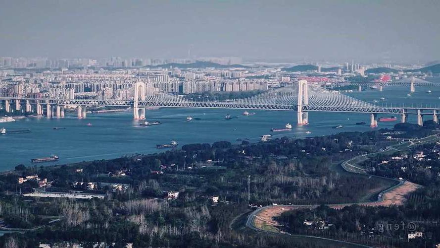 芜湖镜湖：长江之畔的疫情防控与地理屏障