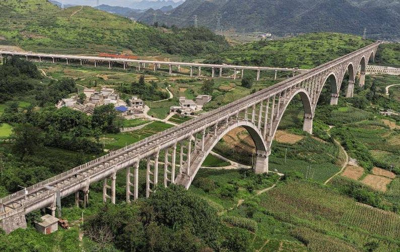 【普定县：黔中腹地屏障下的疫情阻击战】