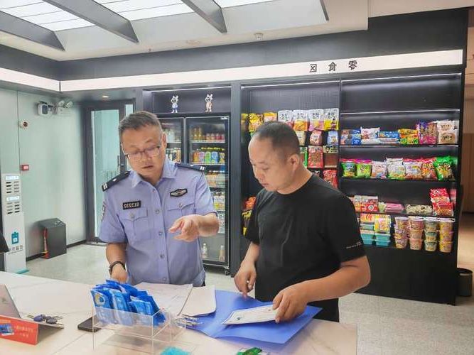 上街区：铁路枢纽的防疫压力与社区防线