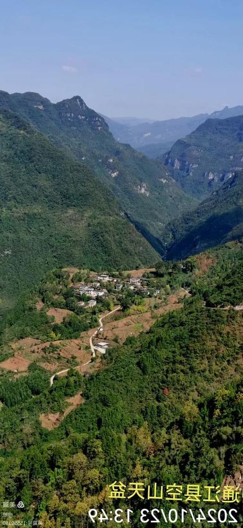 通江：大巴山褶皱中的疫情防线与破防时刻