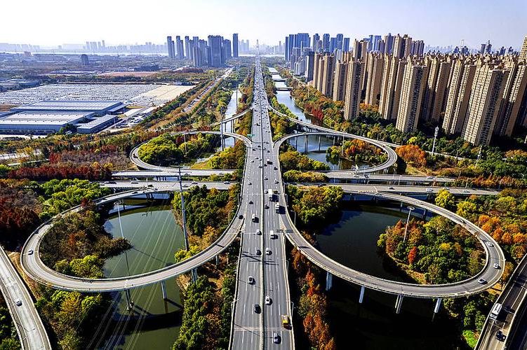 江干区：城市交通动脉下的疫情承压与精准防控