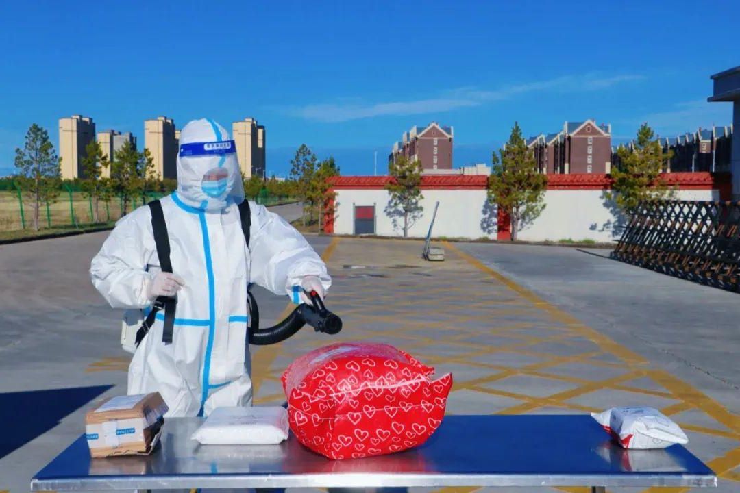 渤海湾防疫屏障：秦皇岛旅游季的疫情压力测试