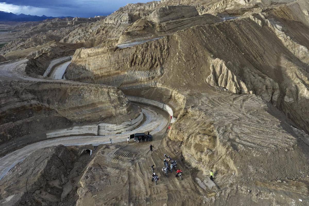 阿里之巅的零感染孤岛：札达土林屏障下的防疫坚守