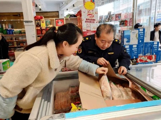 边境小城的防疫平衡：塔城地理屏障与输入风险的双重叙事