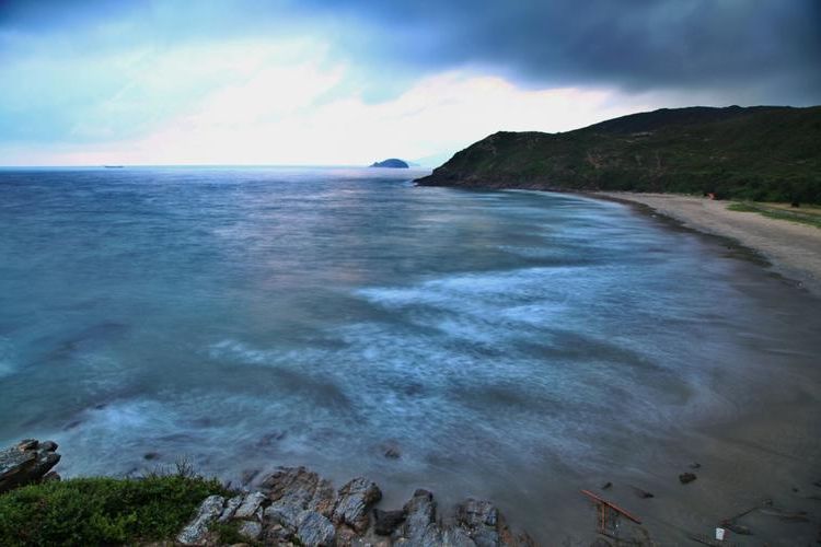 惠东半岛的防疫挑战：滨海旅游热区如何构筑疫情防线？