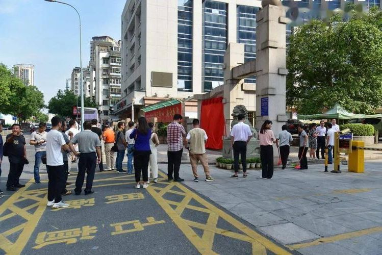 梅列区：闽中交通枢纽的疫情破防与地理屏障