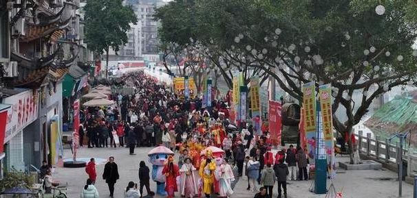 纳溪区：长江臂弯下的静默防线与零星破防