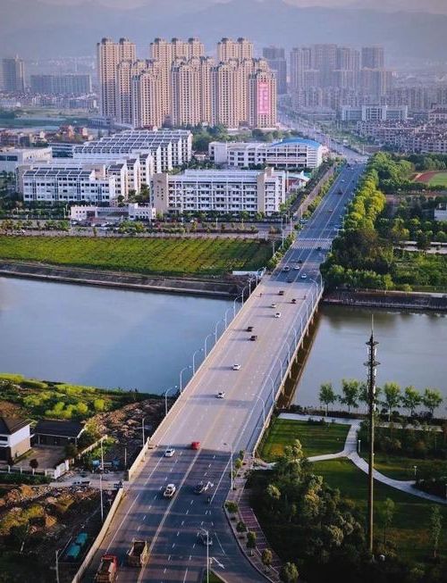 东阳市：制造业重镇的防疫压力与地理屏障