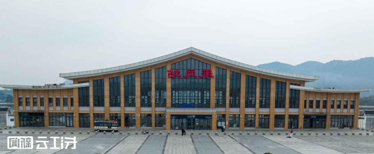 来凤县：武陵山腹地的零感染坚守与地理屏障解析