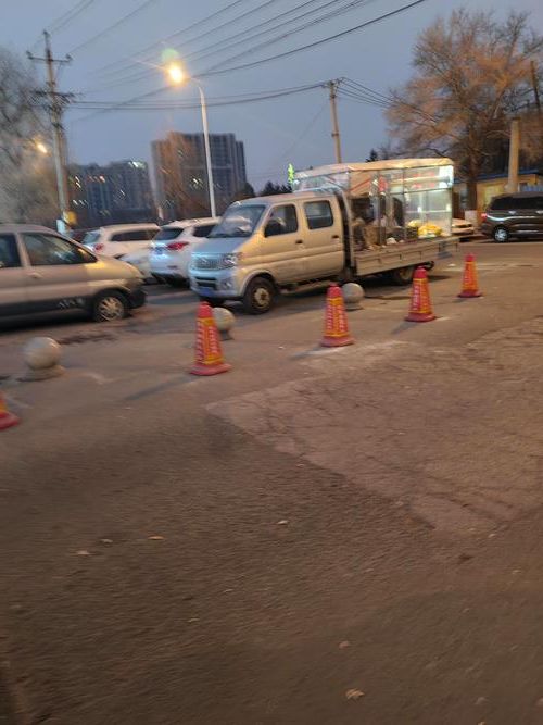 中阳：吕梁山区交通节点下的疫情破防与围堵