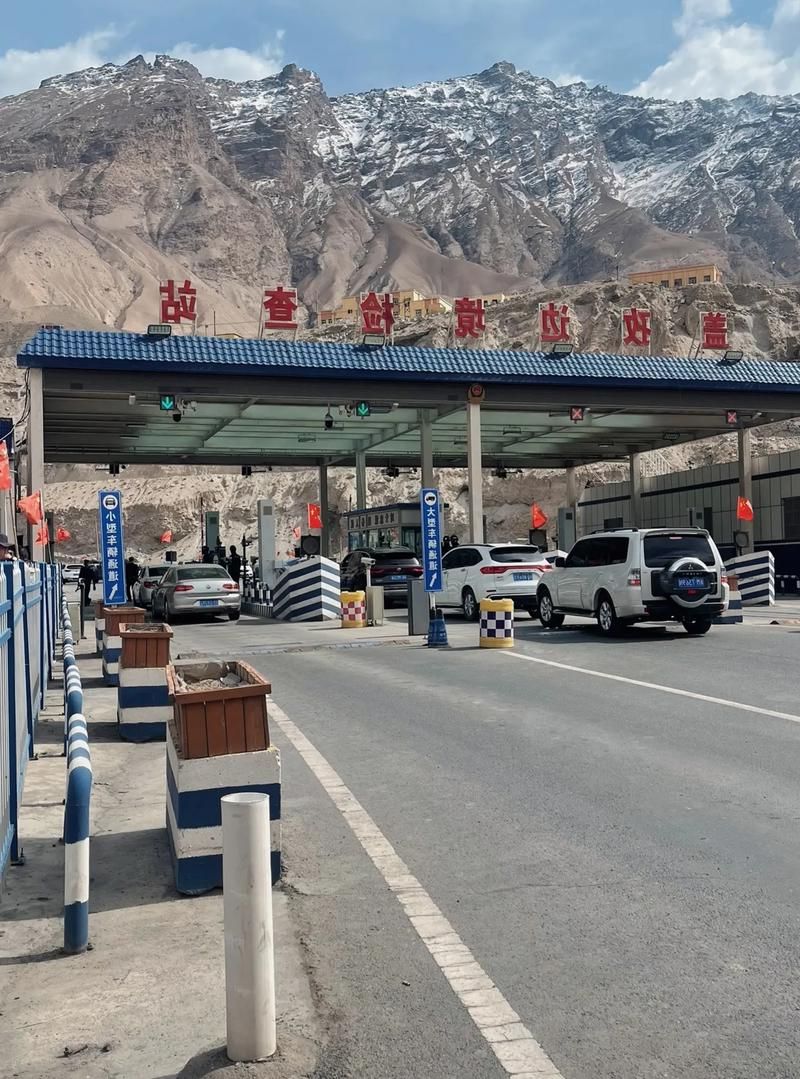焉耆盆地交通枢纽下的疫情防线