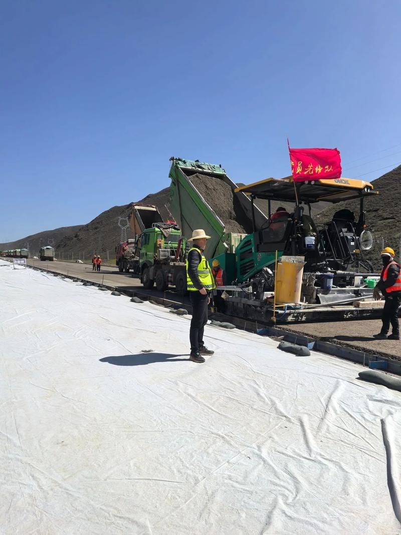 巴楚绿洲的防疫韧性：南疆交通枢纽的疫情压力测试