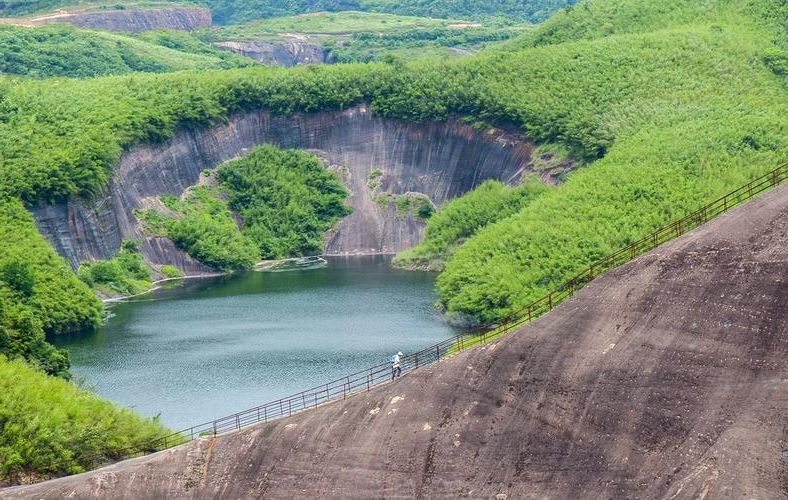 东安：湘南丘陵屏障下的疫情防波堤