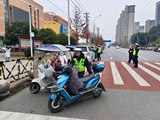 咸安：鄂南交通枢纽下的疫情承压与精准防控