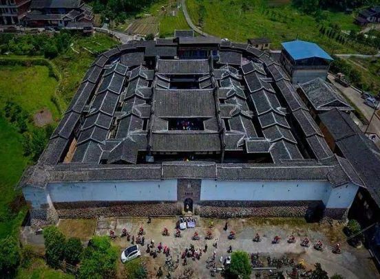 鲤城疫情溯源：古城街巷结构下的防控挑战