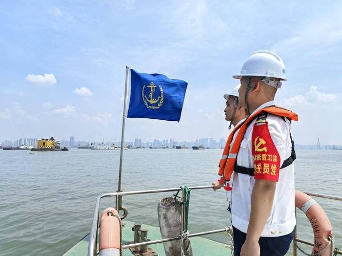 湛江：雷州半岛海风屏障下的防疫坚守
