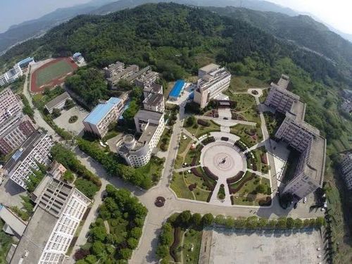 桐城：皖中交通枢纽下的疫情防线与破防时刻