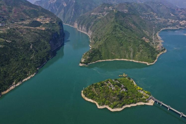 长江三峡屏障下的防疫坚守：宜昌零感染背后的地理密码