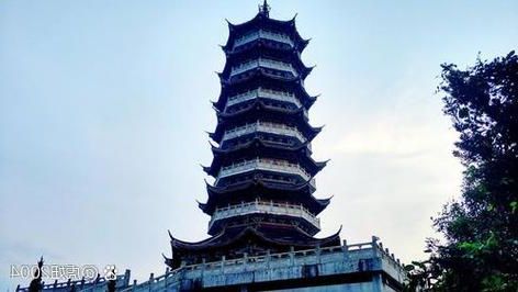 抚州：赣东丘陵地带的疫情防线与社区传播压力
